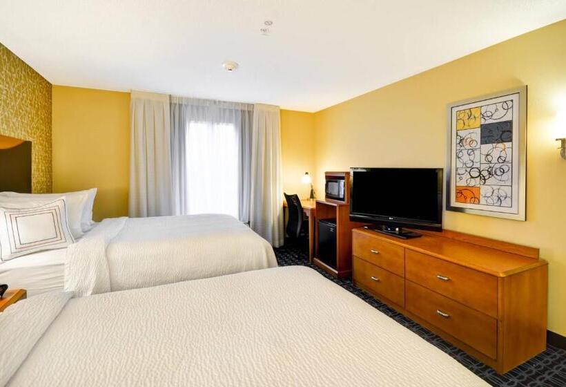 هتل Fairfield Inn & Suites Tampa Fairgrounds/casino