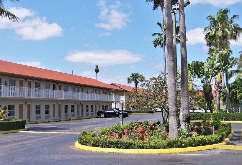 هتل Fairway Inn Florida City Homestead Everglades