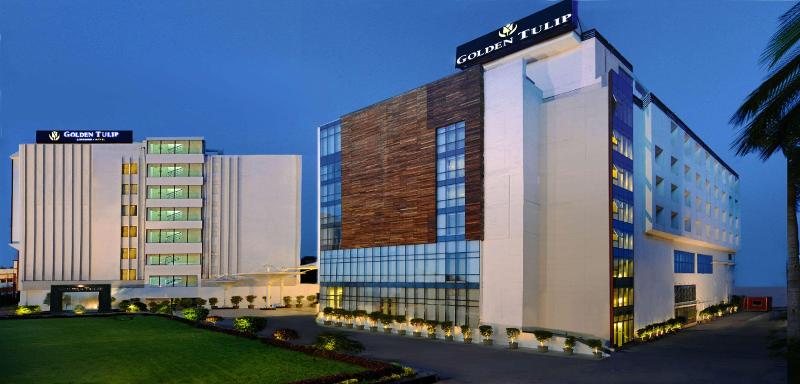 هتل Golden Tulip Lucknow