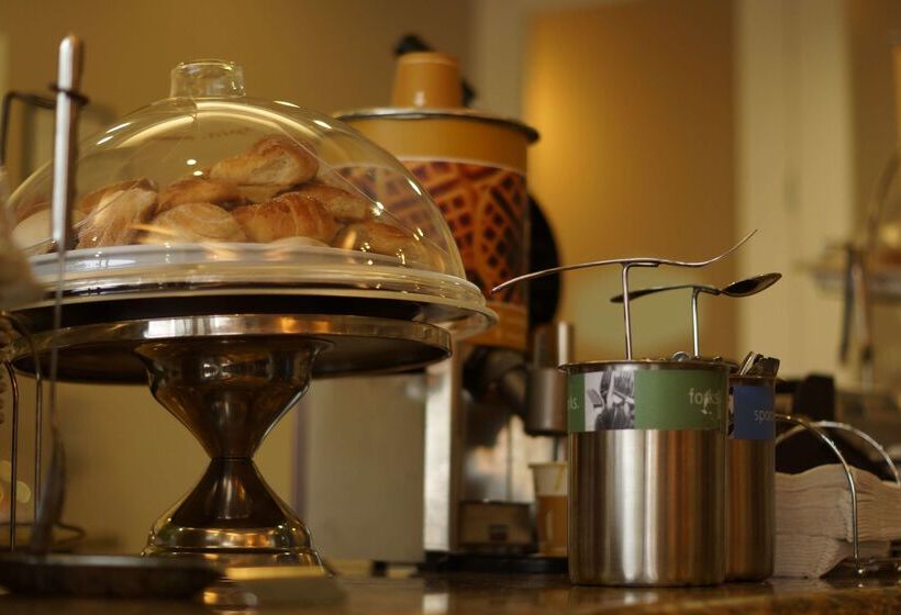 هتل Hampton Inn By Hilton Tampico Aeropuerto