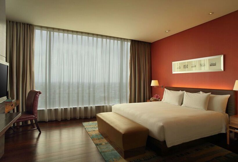 هتل Hilton Bandung