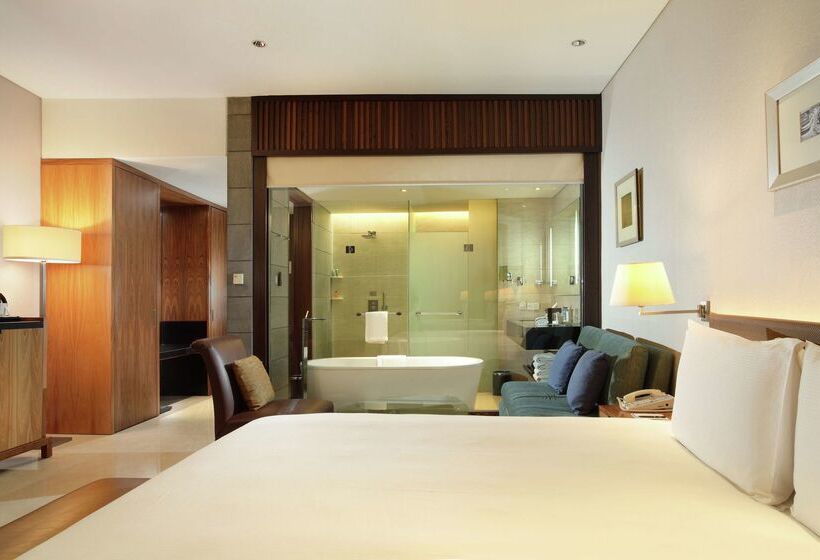 هتل Hilton Bandung