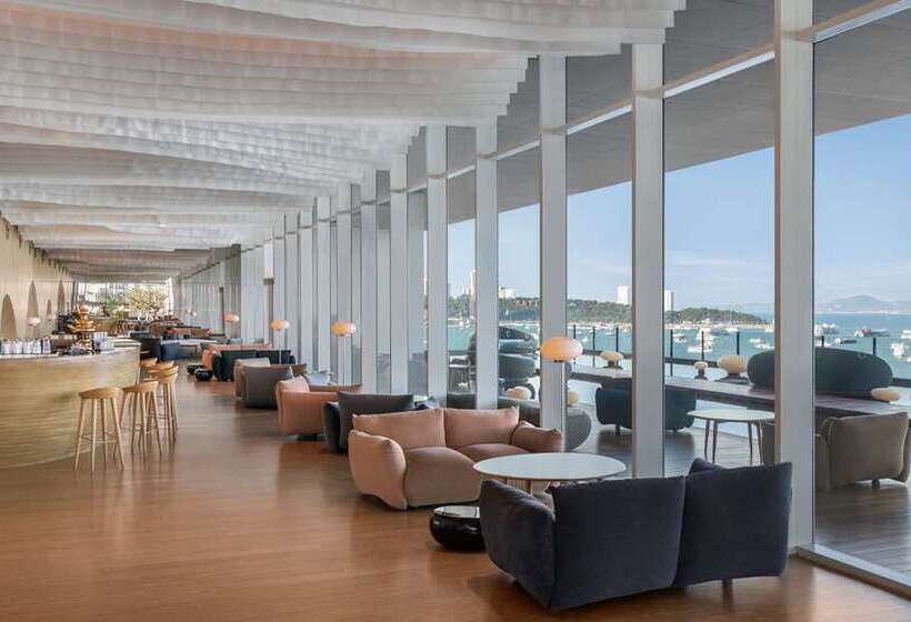 هتل Hilton Pattaya