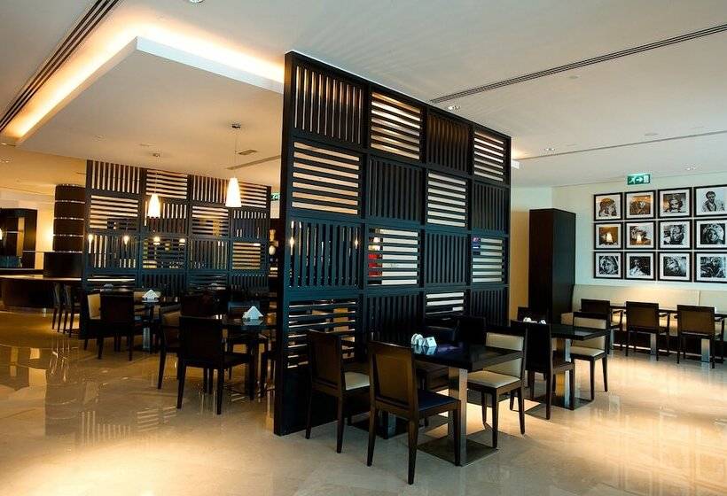 Fotos del hotel Holiday Inn Express Dubai Airport, An Ihg:  20
