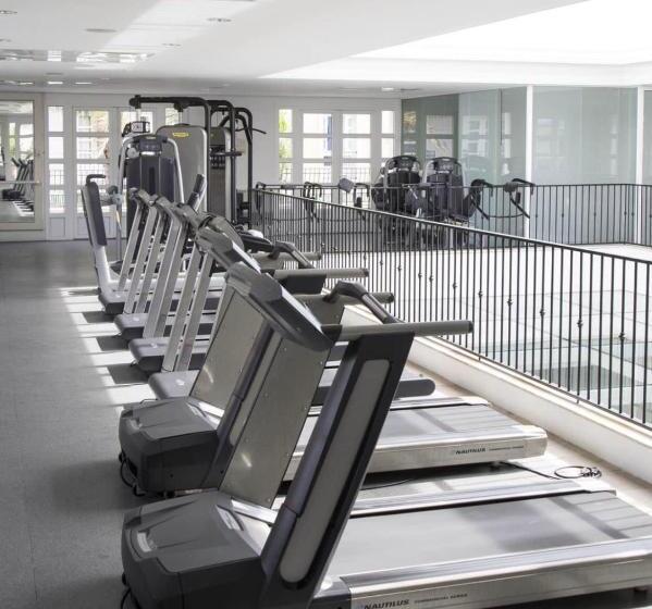 هتل Il Campanario Villaggio Resort