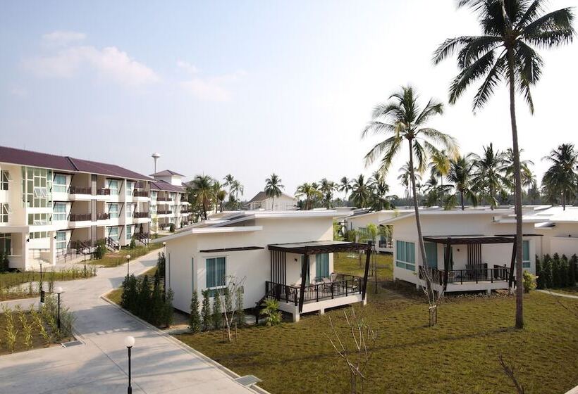 هتل Kantary Beach Villas & Suite  Khao Lak