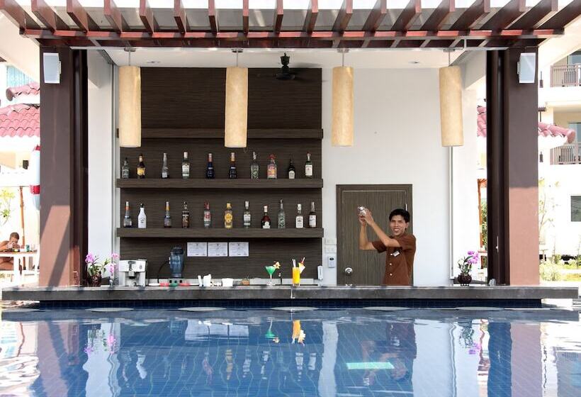 هتل Kantary Beach Villas & Suite  Khao Lak