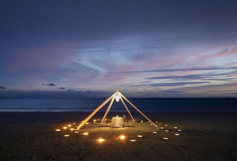 Kantary Beach Hotel Villas & Suites