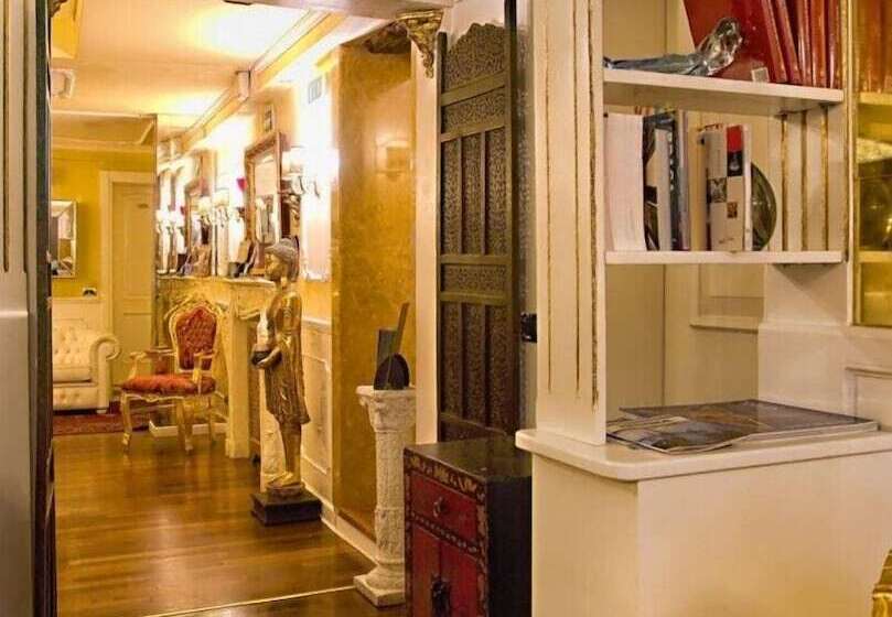 Fotos del hotel Hotel Noemi:  12