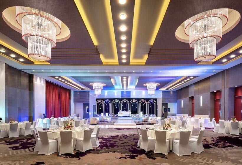 هتل Park Arjaan By Rotana, Abu Dhabi