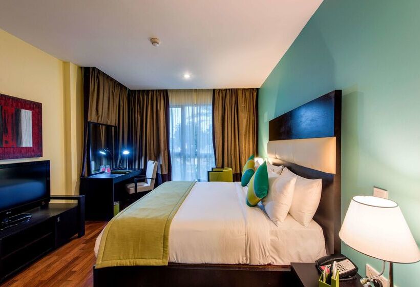 فندق Ramada By Wyndham Downtown Dubai