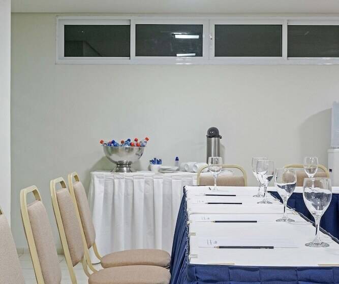 בית מלון כפרי Rede Andrade Solmar