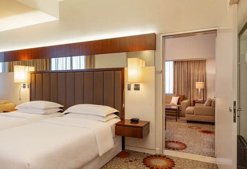 فندق Sheraton Mall Of The Emirates , Dubai