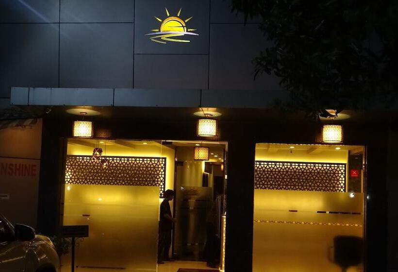 هتل Sunshine Airport