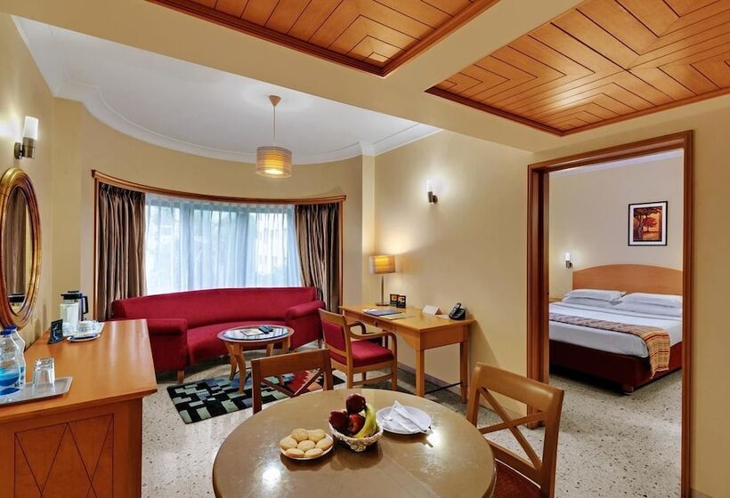 Fotos del hotel The Oakwood: 1 Fotos del hotel The Oakwood: 1