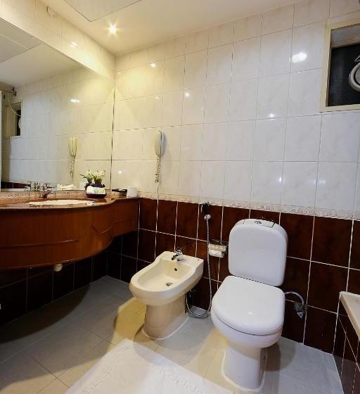 Fotos del hotel Jonrad Hotel:  12