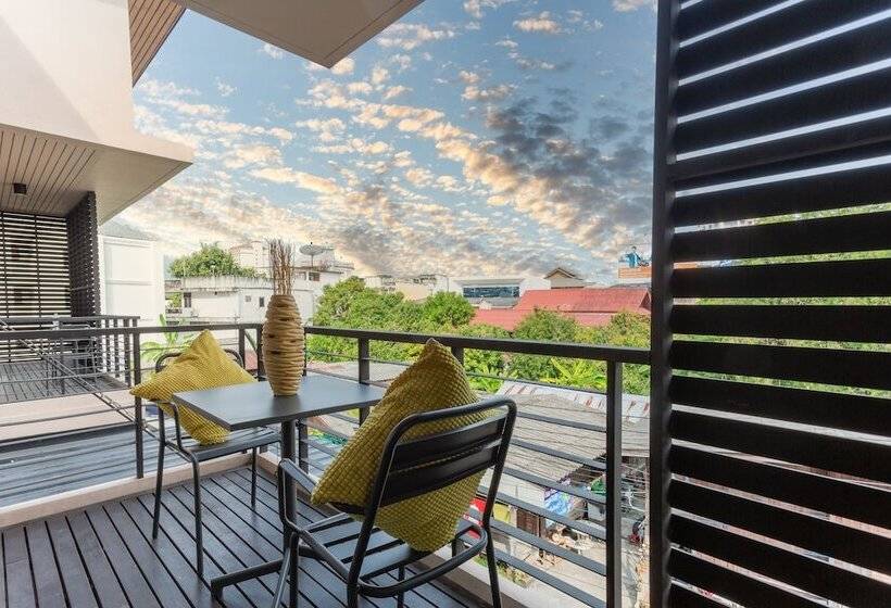 Studio 365 Serviced Apartments