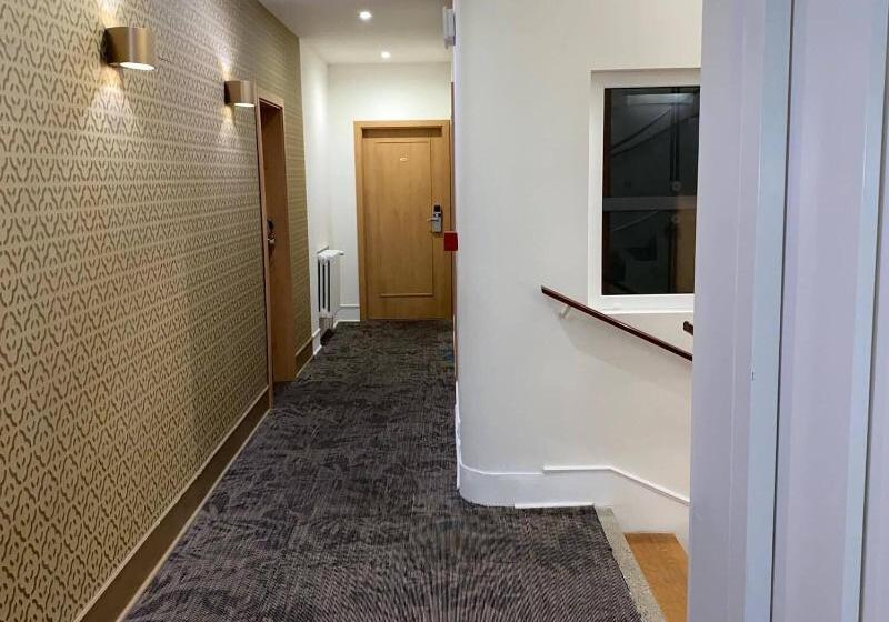 U Stare Pani – At the Old Lady Hotel