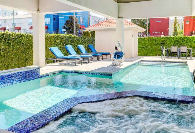 هتل Best Western Plus Downtown Inn & Suites