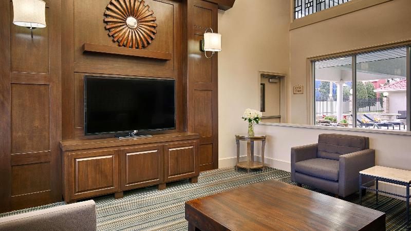 هتل Best Western Plus Downtown Inn & Suites