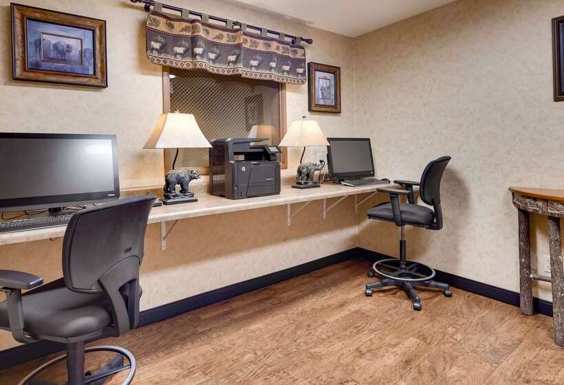 هتل Best Western Plus Kelly Inn & Suites