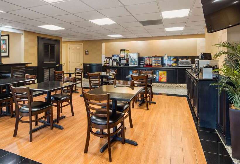 هتل Best Western Plus Northwest Inn And Suites Houston