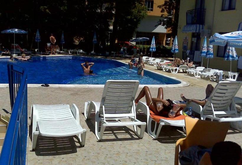Отель Blue Sky Parking & All Inclusive