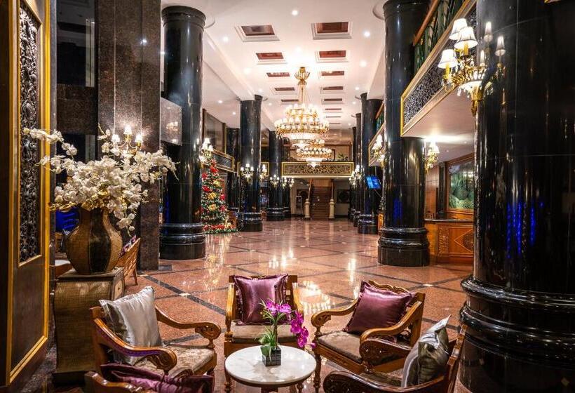 هتل Century Pines Resort