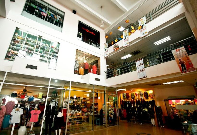 هتل Citin Langkawi By Compass Hospitality