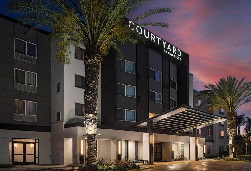 هتل Courtyard By Marriott Anaheim Resort/convention Center