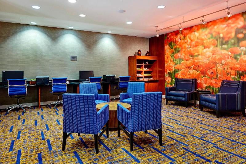 هتل Courtyard Phoenix North/happy Valley