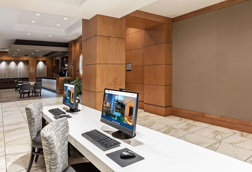 هتل Embassy Suites By Hilton Houston Energy Corridor