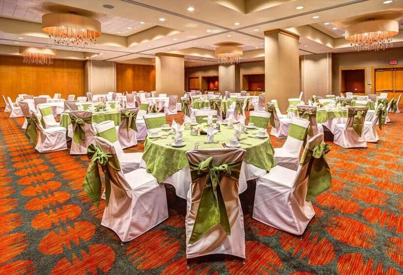 هتل Embassy Suites By Hilton Houston Energy Corridor