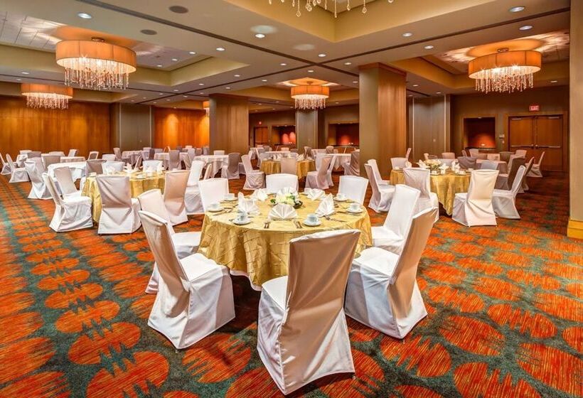 هتل Embassy Suites By Hilton Houston Energy Corridor