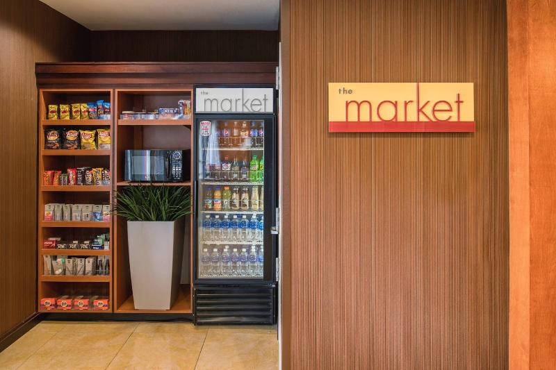 هتل Fairfield Inn & Suites By Marriott Portland North