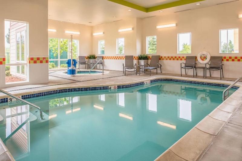 هتل Fairfield Inn & Suites By Marriott Portland North