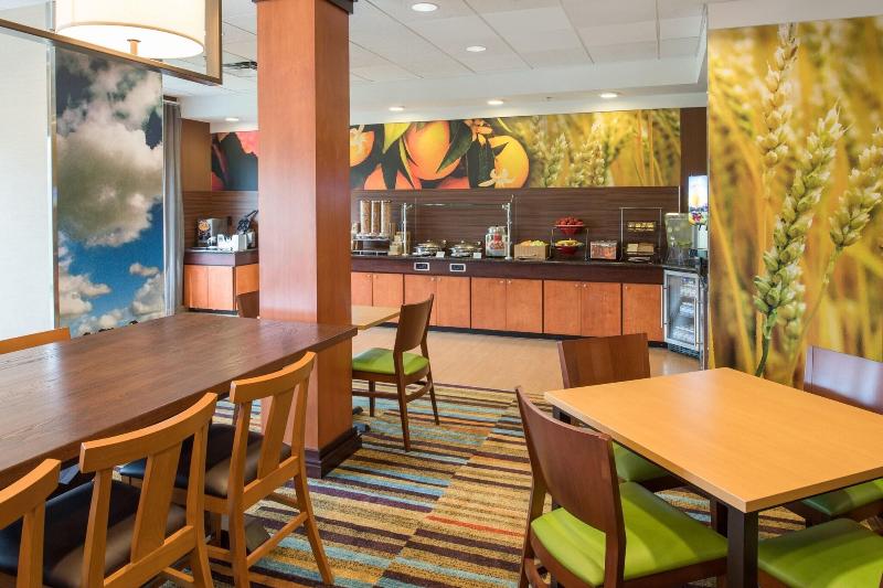 هتل Fairfield Inn & Suites By Marriott Portland North