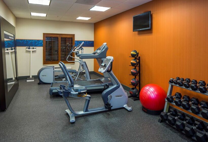 هتل Hampton Inn & Suites Austin Cedar Parklakeline