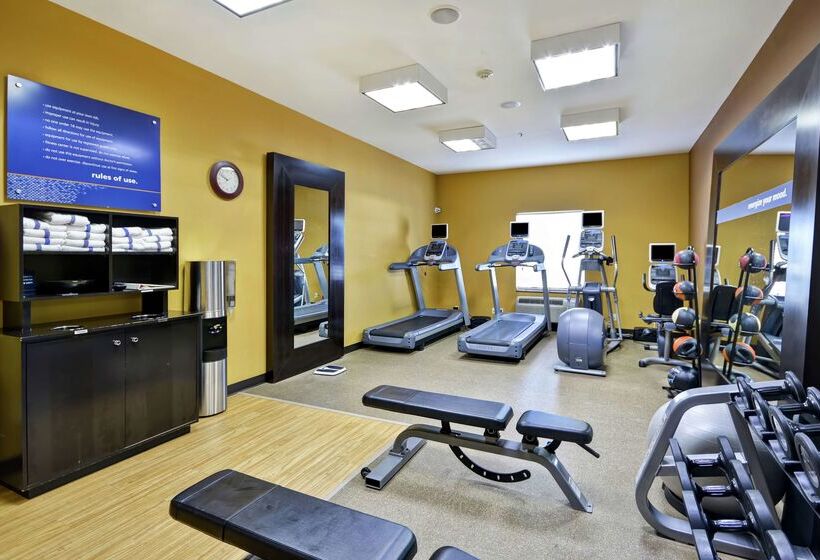 هتل Hampton Inn & Suites Corpus Christi I37  Navigation Blvd