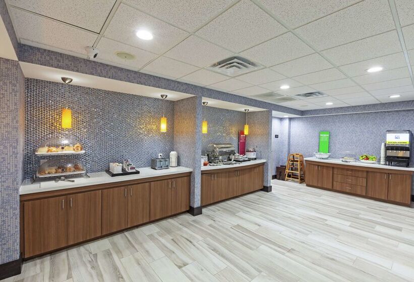 هتل Hampton Inn & Suites Houstonbush Intercontinental Aprt