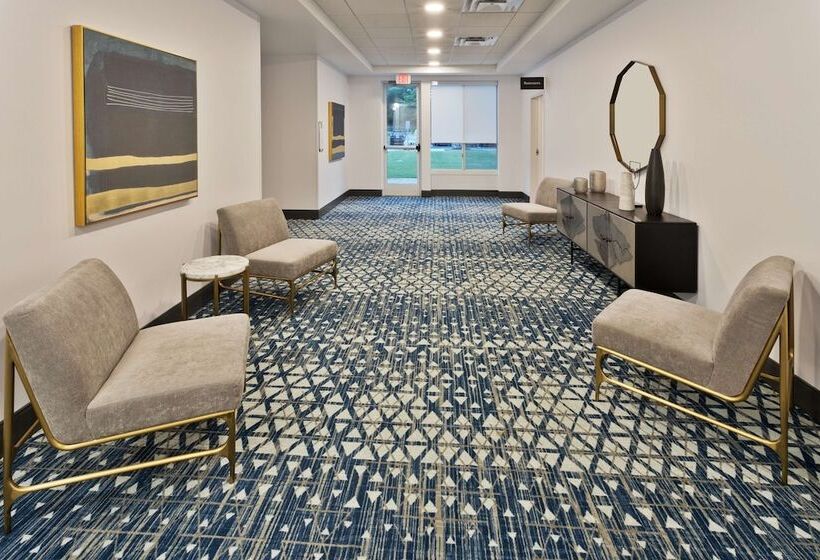 هتل Hilton Garden Inn Birmingham Se/liberty Park