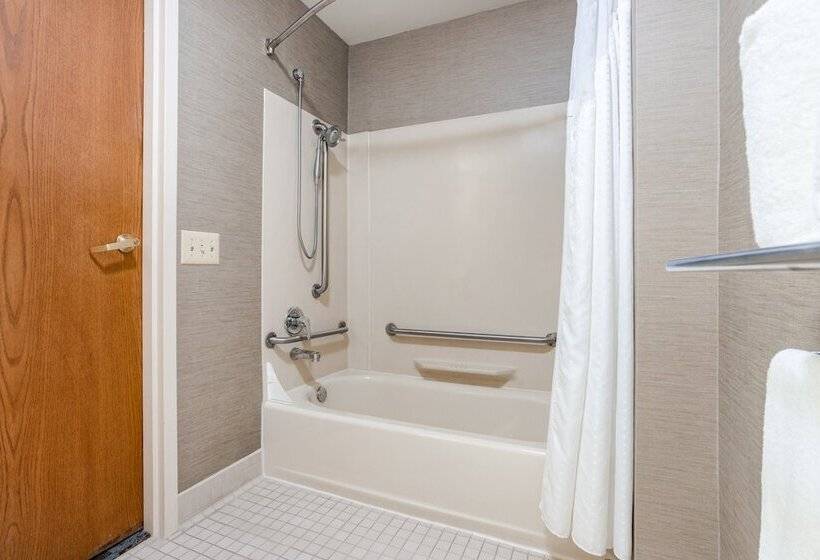 Holiday Inn Express Hotel & Suites Canton, An Ihg