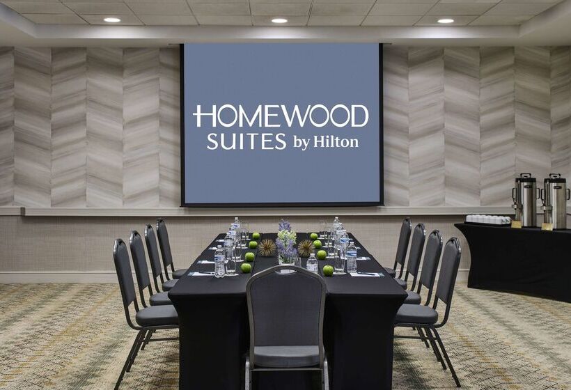 هتل Homewood Suites By Hilton Anchorage
