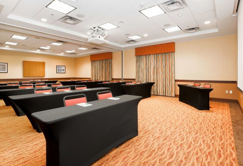 هتل Homewood Suites By Hilton Anchorage