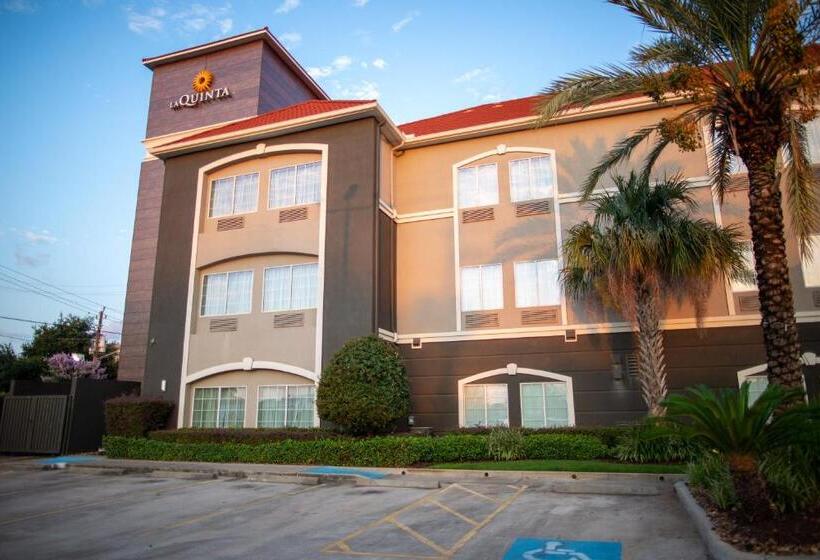 هتل La Quinta By Wyndham Houston East At Normandy