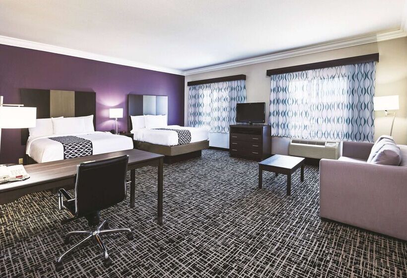 هتل La Quinta Inn & Suites By Wyndham Corpus Christin Padre Isl