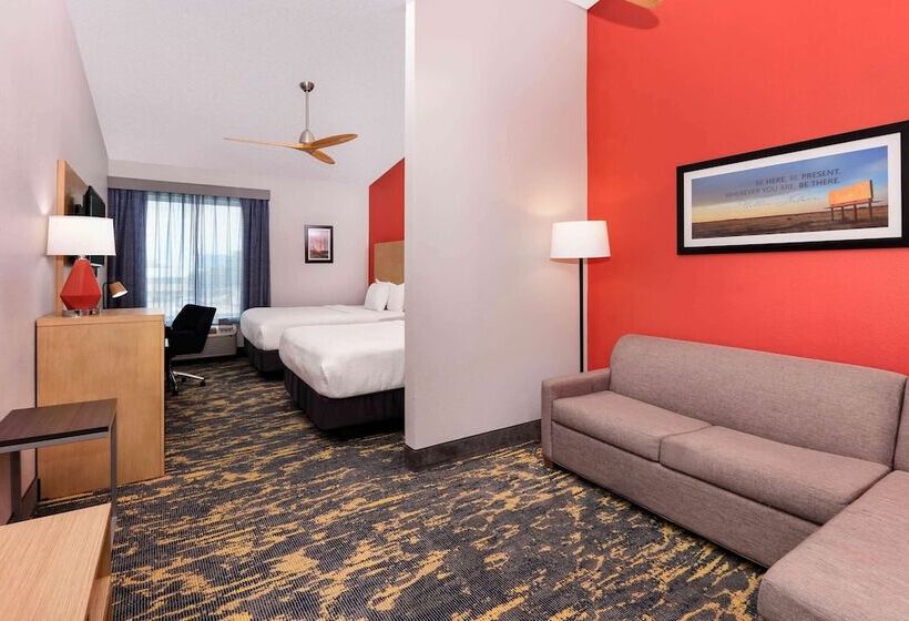 هتل La Quinta By Wyndham Dallas   Las Colinas