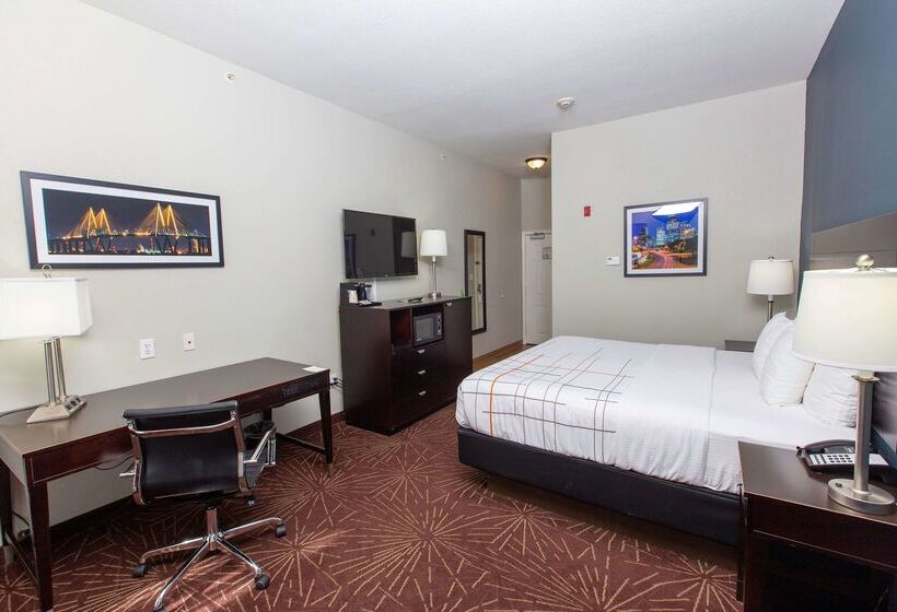 Hotel La Quinta Inn & Suites By Wyndham Houston East At Normandy