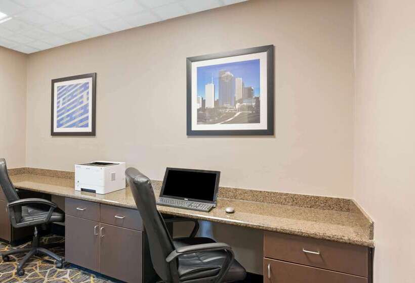 Fotos del hotel La Quinta By Wyndham Houston - Westchase:  41