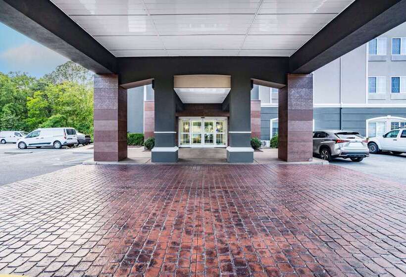 هتل La Quinta Inn & Suites By Wyndham Norfolk